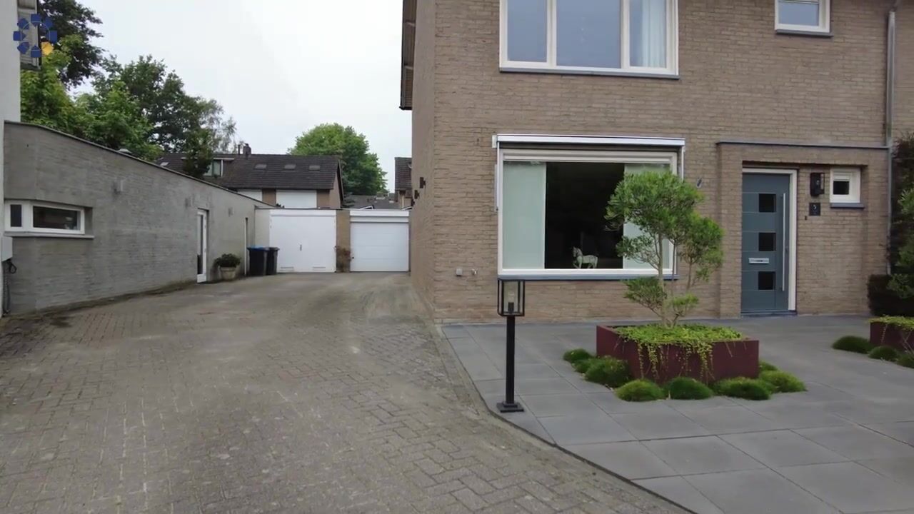 View video of Dr. Schaepmanstraat 5