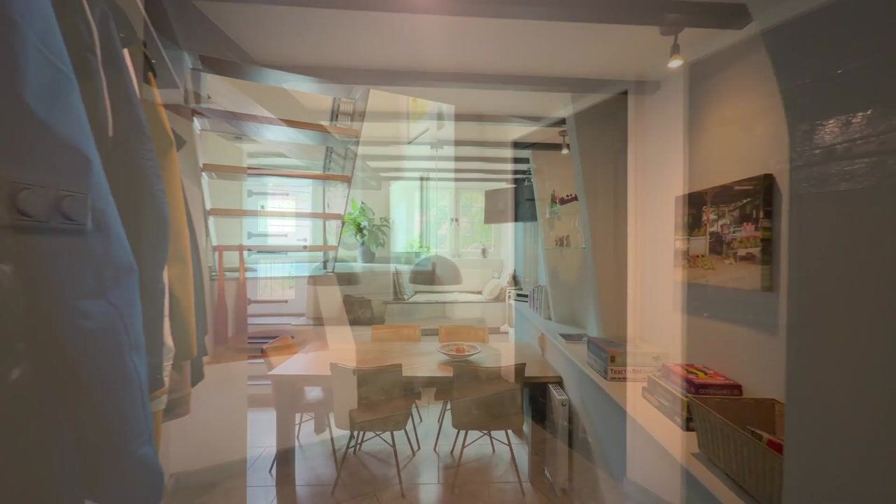 Video of Muurhuizen 105