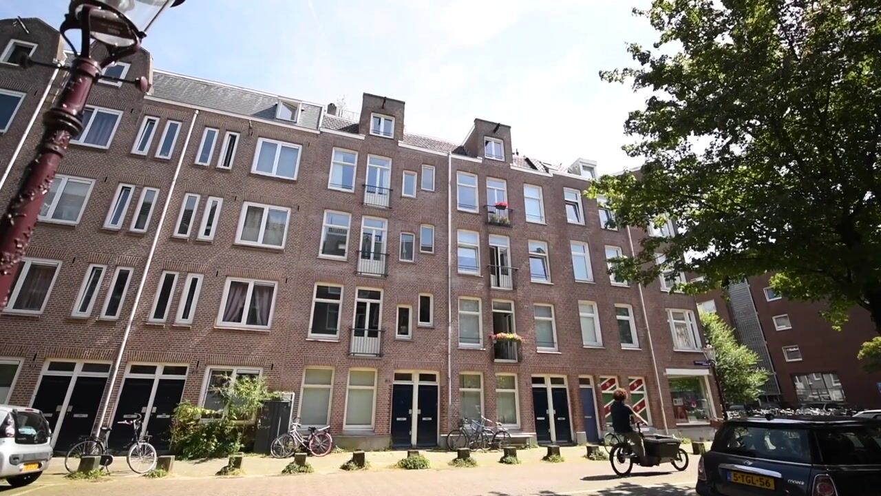 Bekijk video van Van Bossestraat 43-2