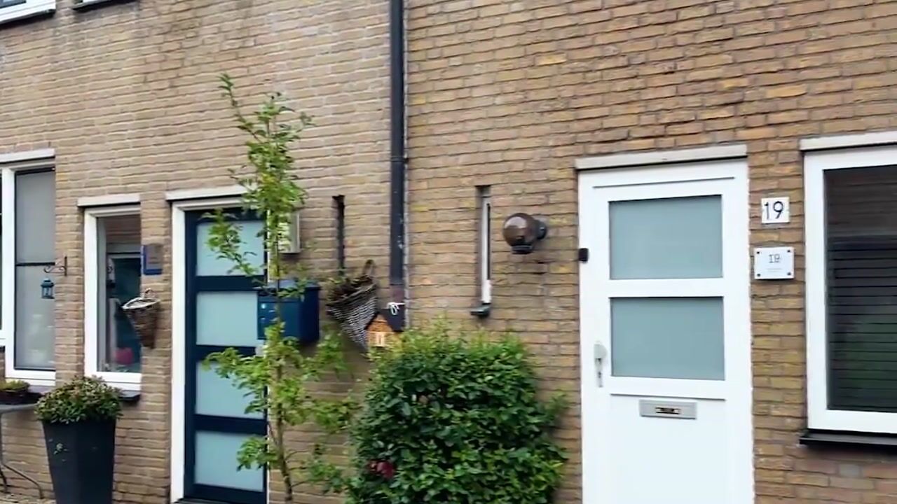 Video van Ulgerkamp 19