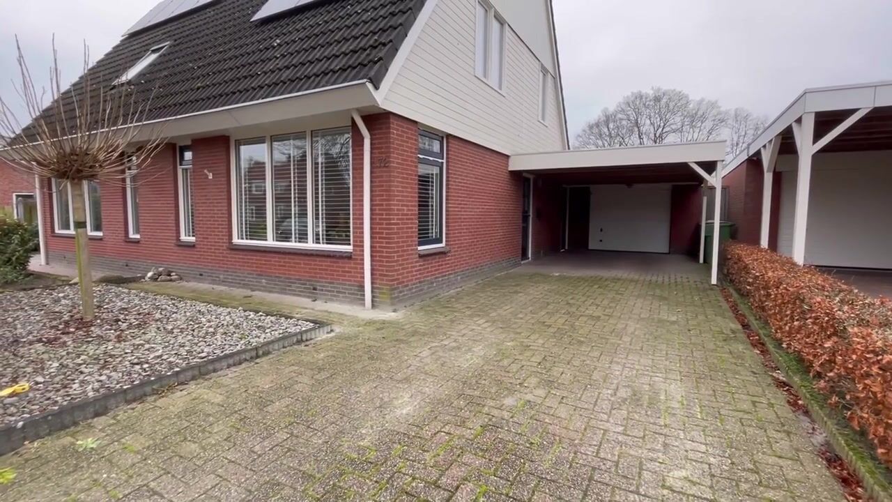 Bekijk video van Hoofdweg 172