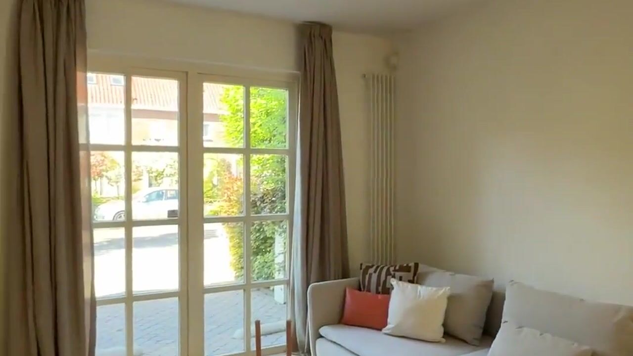Video van Burgemeester Suijsstraat 8