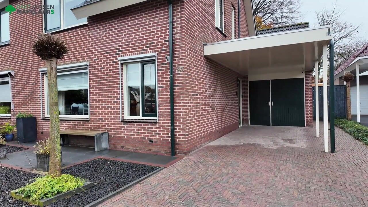 Bekijk video van Hagenhof 23