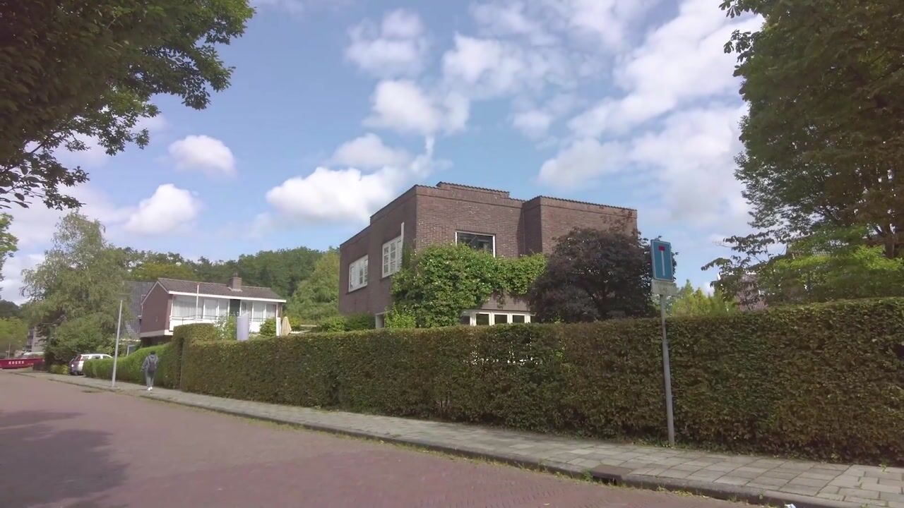 View video of Burgemeester Jollesstraat 16