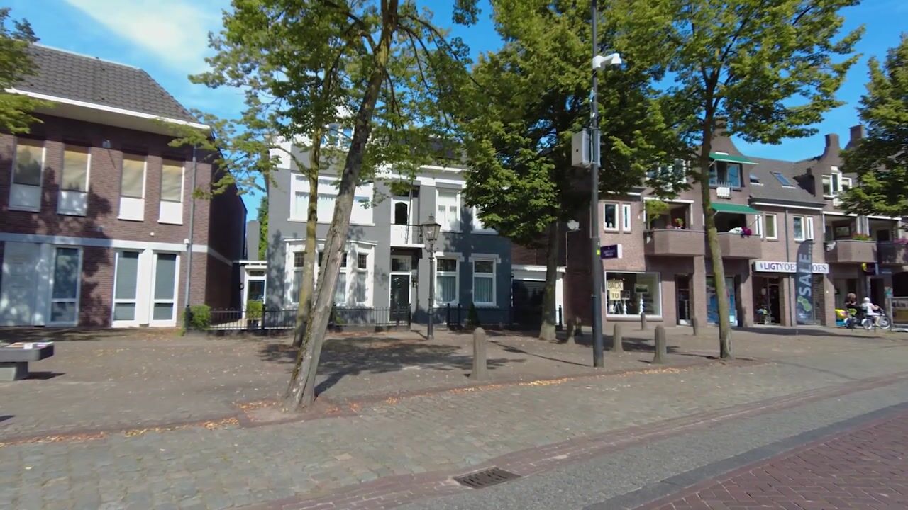 View video of Raadhuisstraat 11