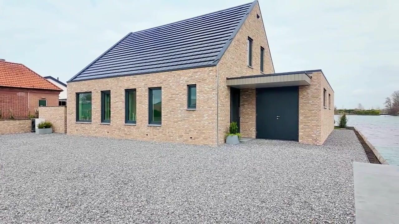 Video van Voorweg 99