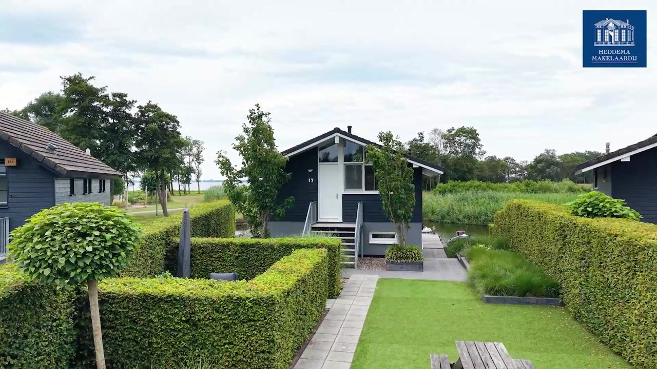 Video van Jongebuorren 17