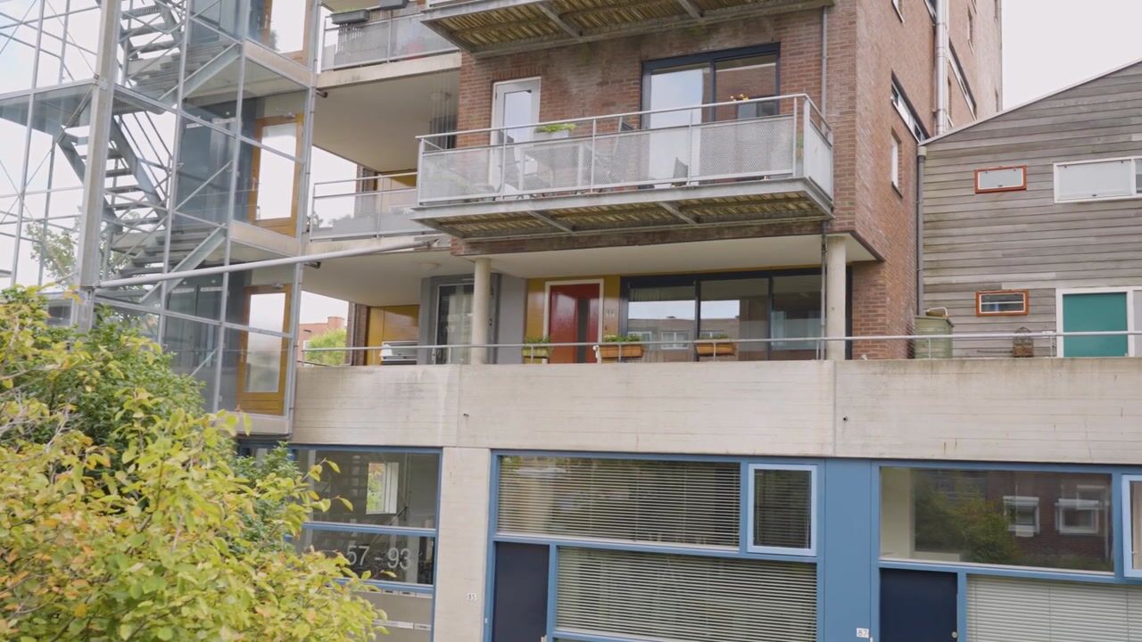 Video van Donker Curtiusstraat 59