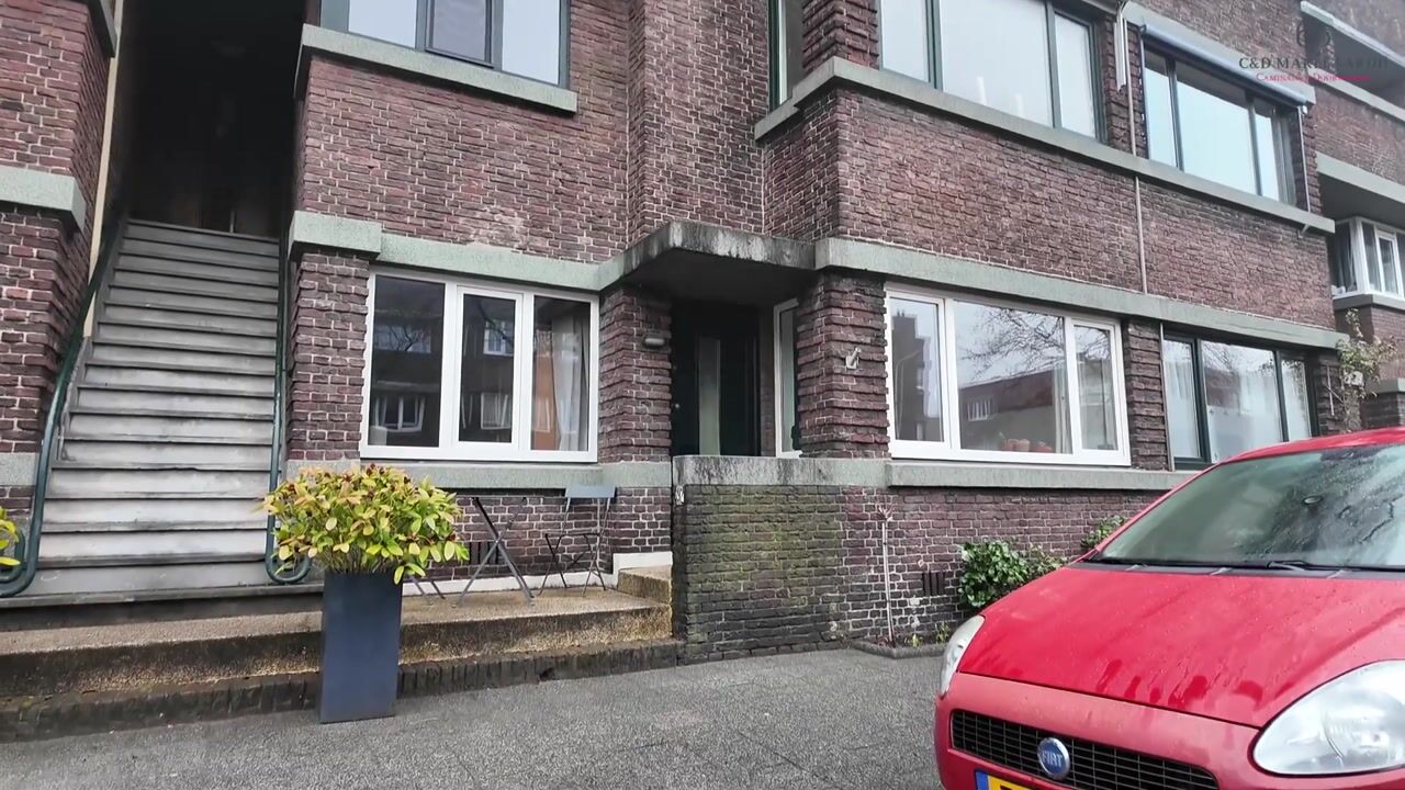 Video of Juliana van Stolberglaan 392