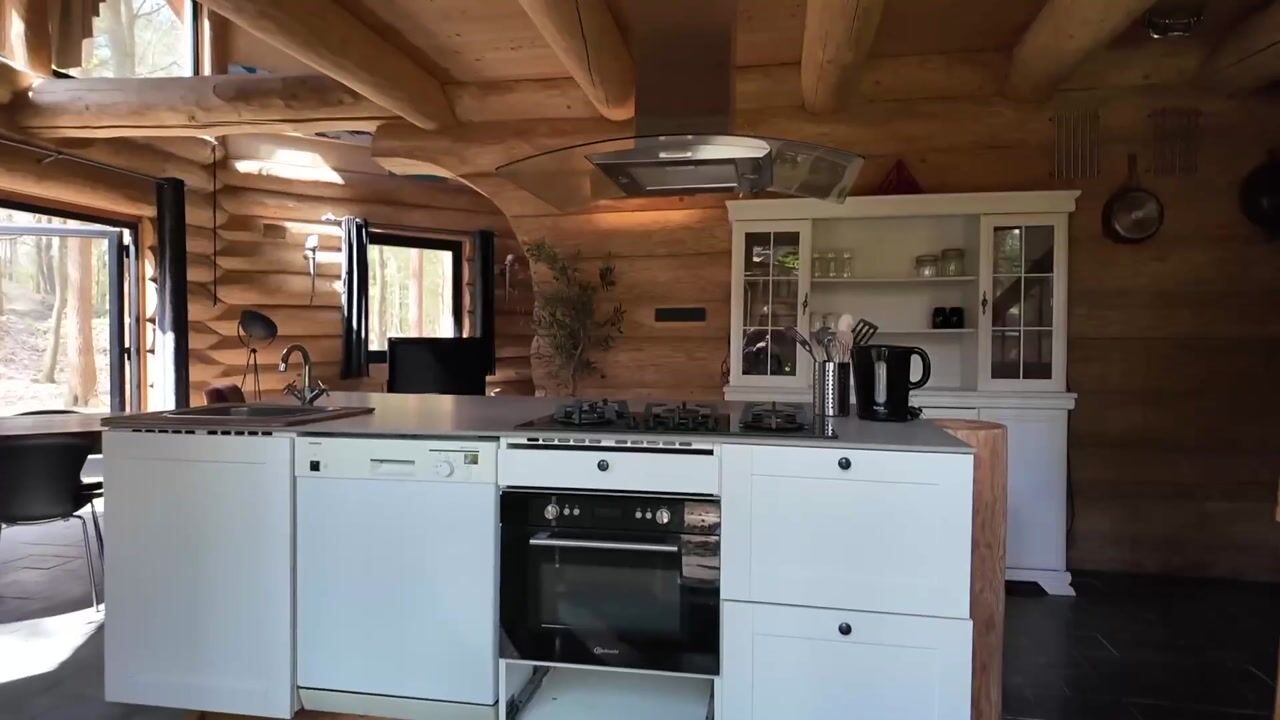 Video of Soesterbergsestraat 133-B17