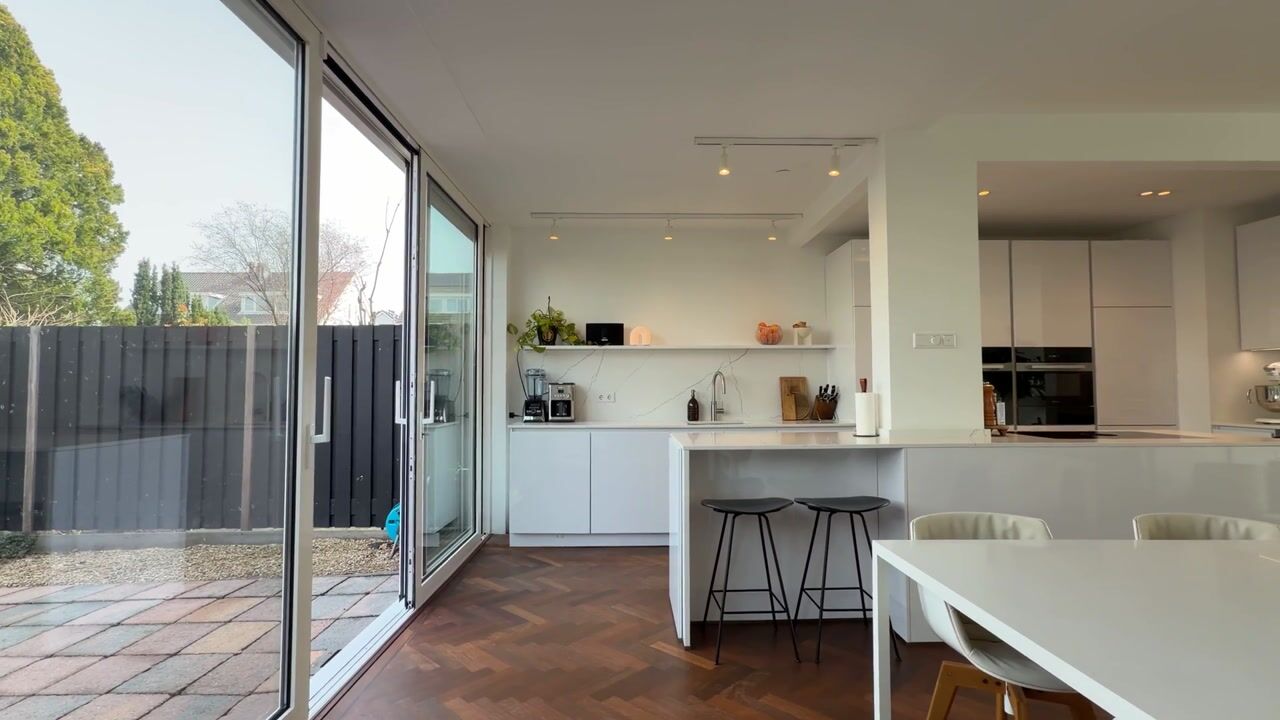 Video van Diepenbrocklaan 11