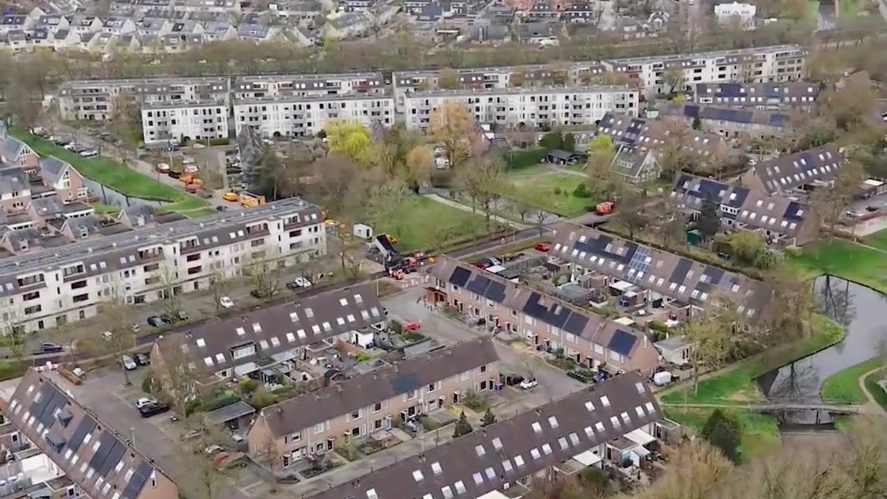 Video of Stickerbelt 6