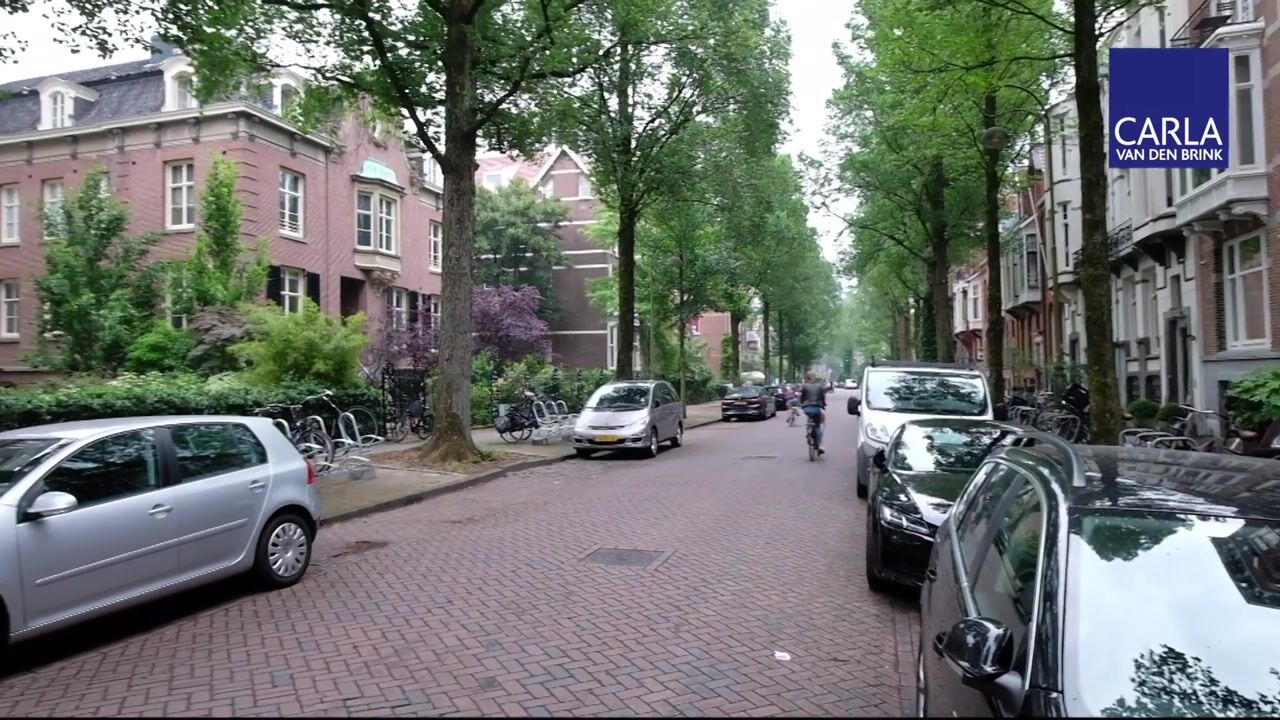 Bekijk video van Van Eeghenstraat 184