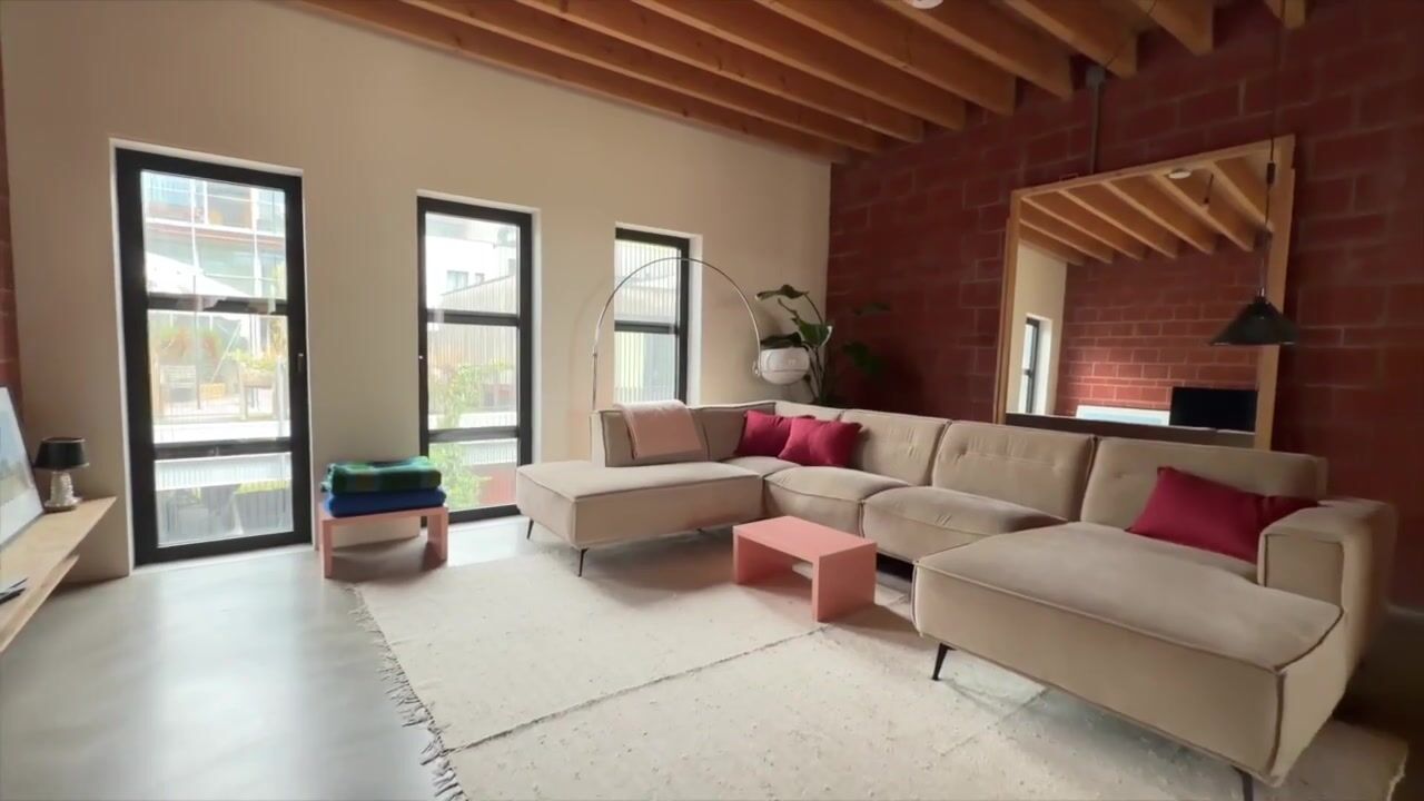Video van Kaasjeskruidstraat 37