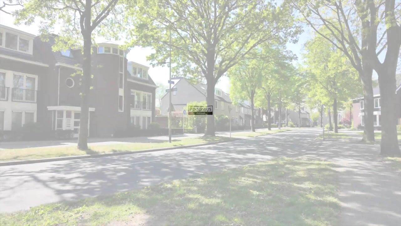 Video van Deken van Roestellaan 35-E