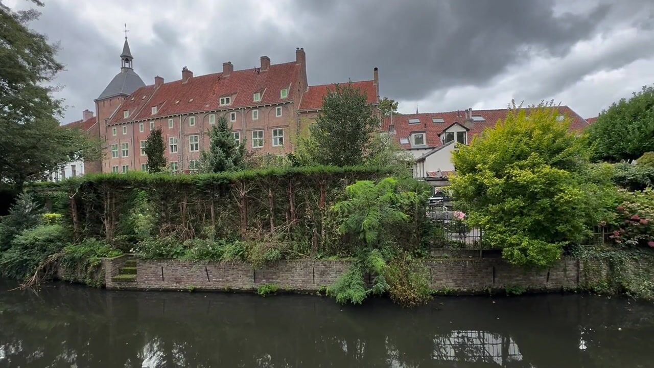 Video van Muurhuizen 111