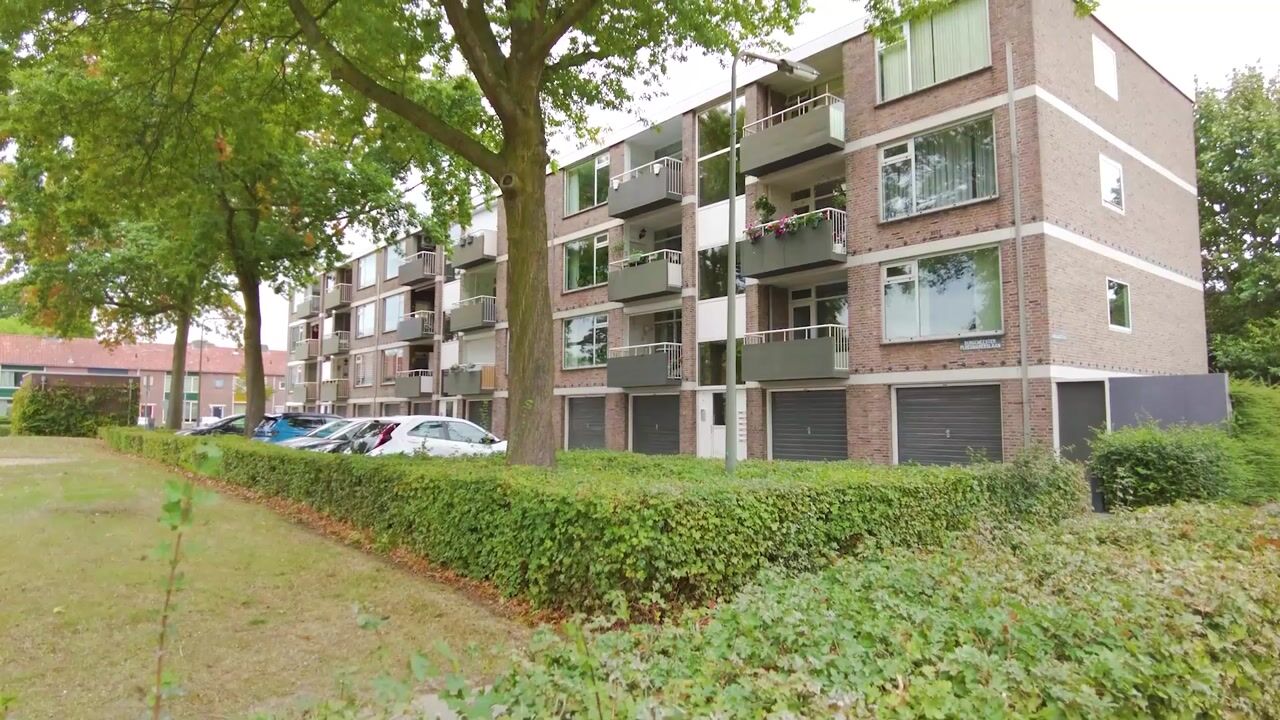 Video van Burgemeester Ploegmakerslaan 99