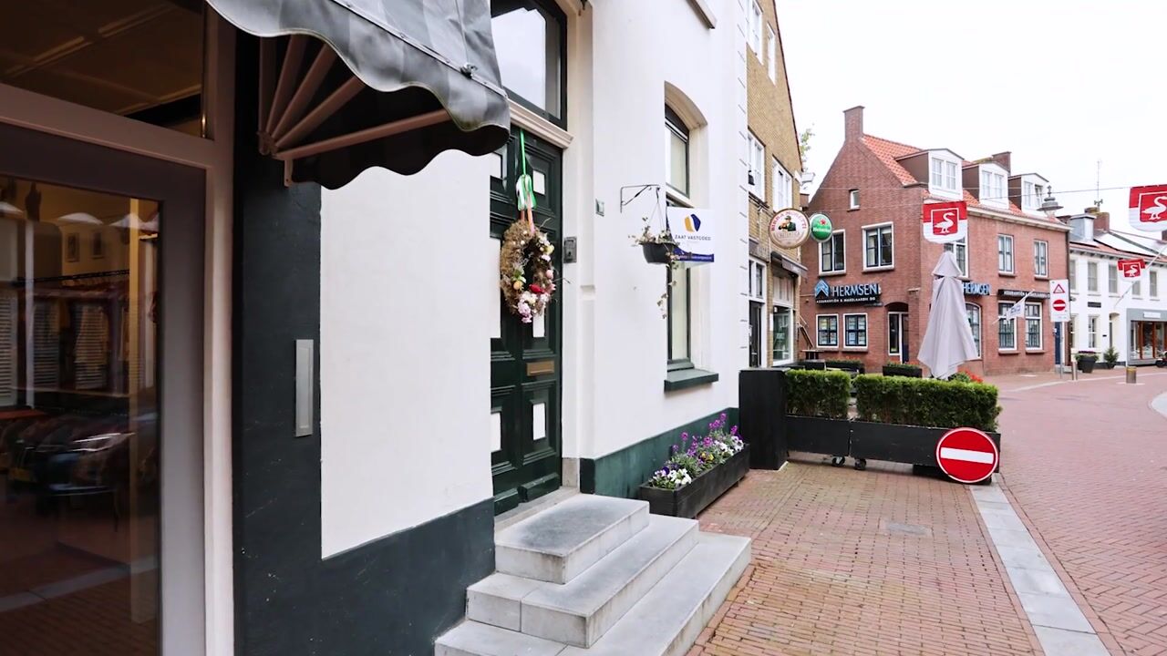 Bekijk video van Vierakkerstraat 15