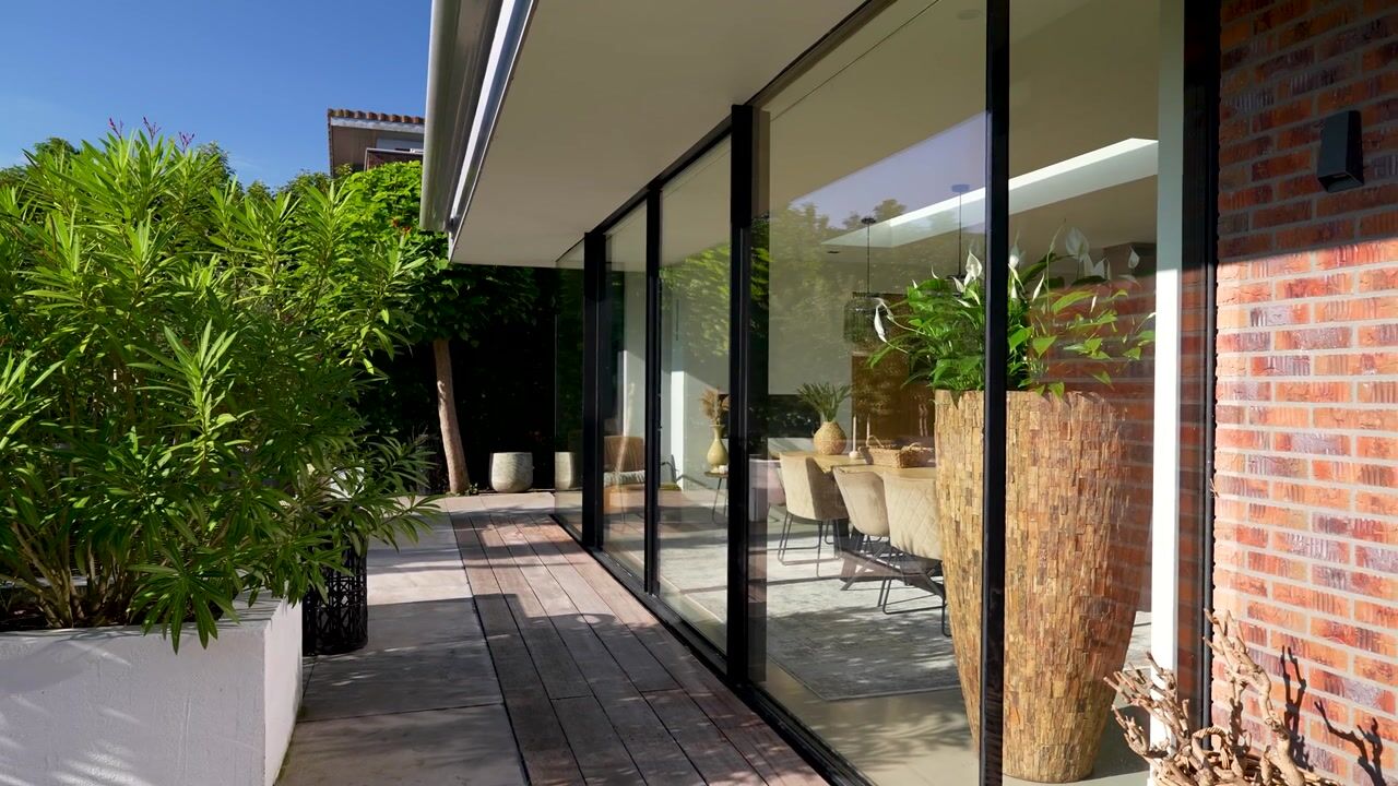 Video van Iraklia 25