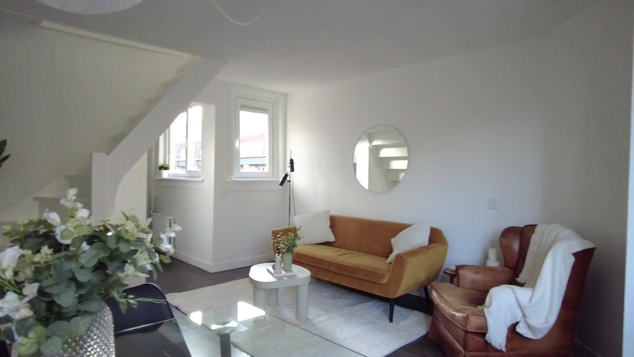 Video van Henriëtte Ronnerplein 21-2