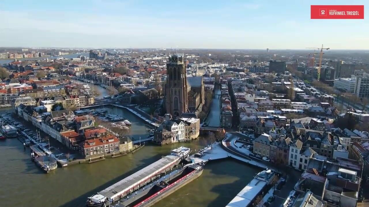 Bekijk video van Maasboulevard 258