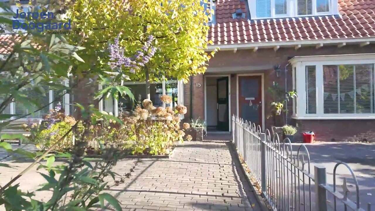 Video van Manegelaan 15