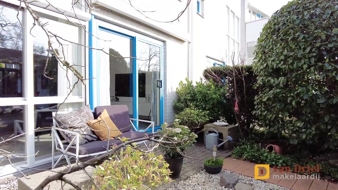 Video van Annie Romein-Verschoorkade 68