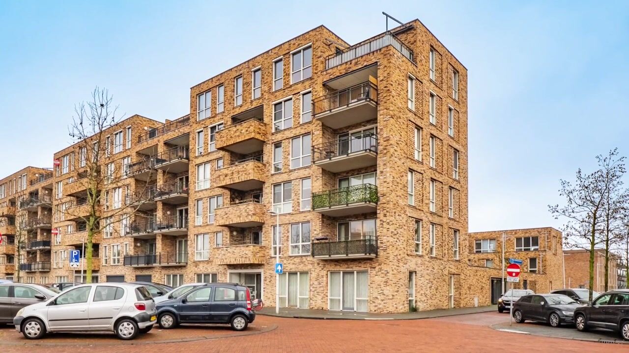 Video van Louis Armstronglaan 732