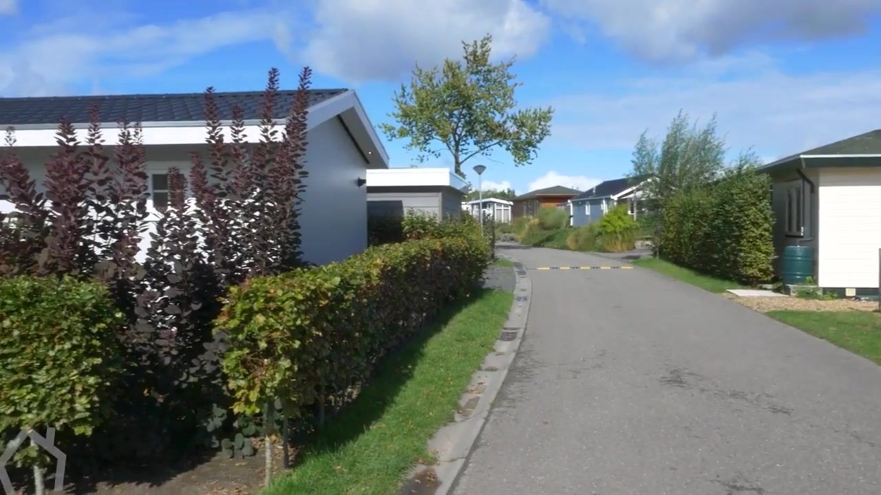 Video van Randmeerweg 8-447