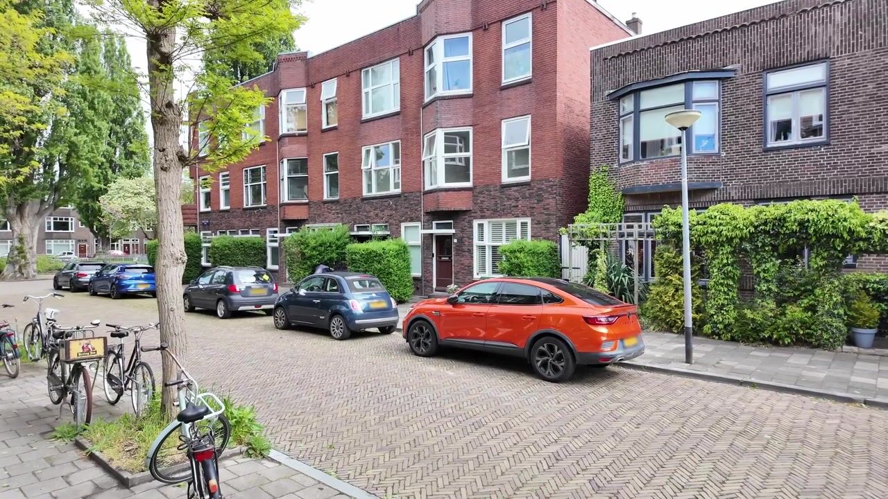 Video van Amalia van Solmsstraat 7-A