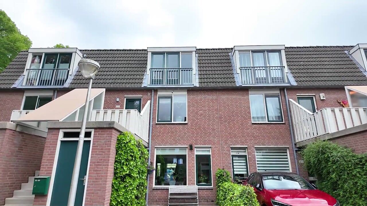 Video van Crosestein 2028