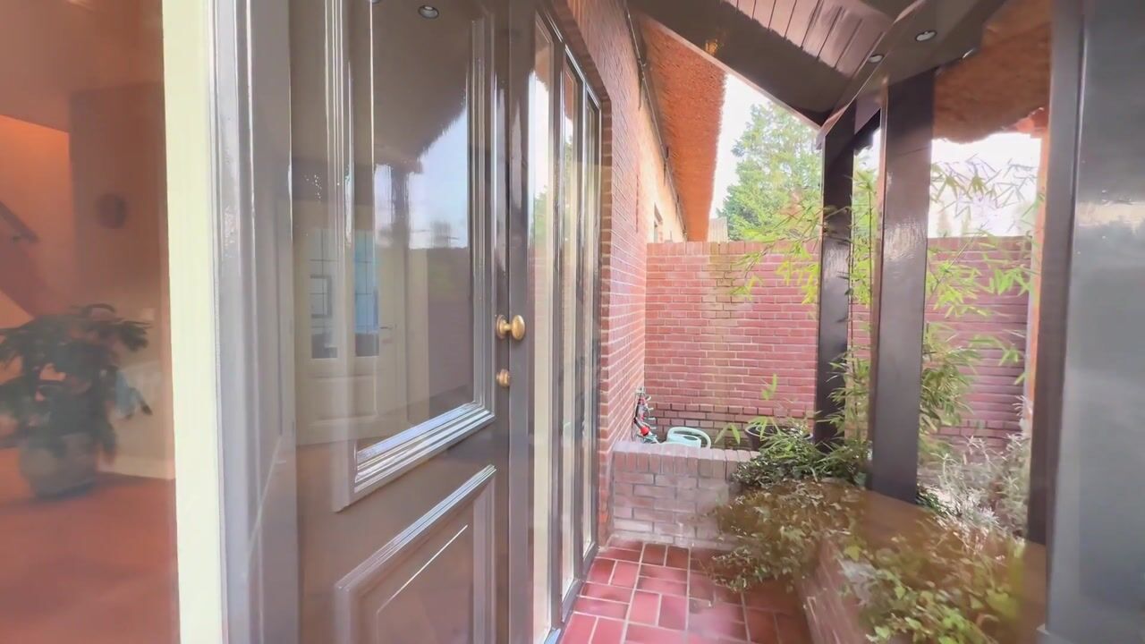 Video van Nieuw-Loosdrechtsedijk 73