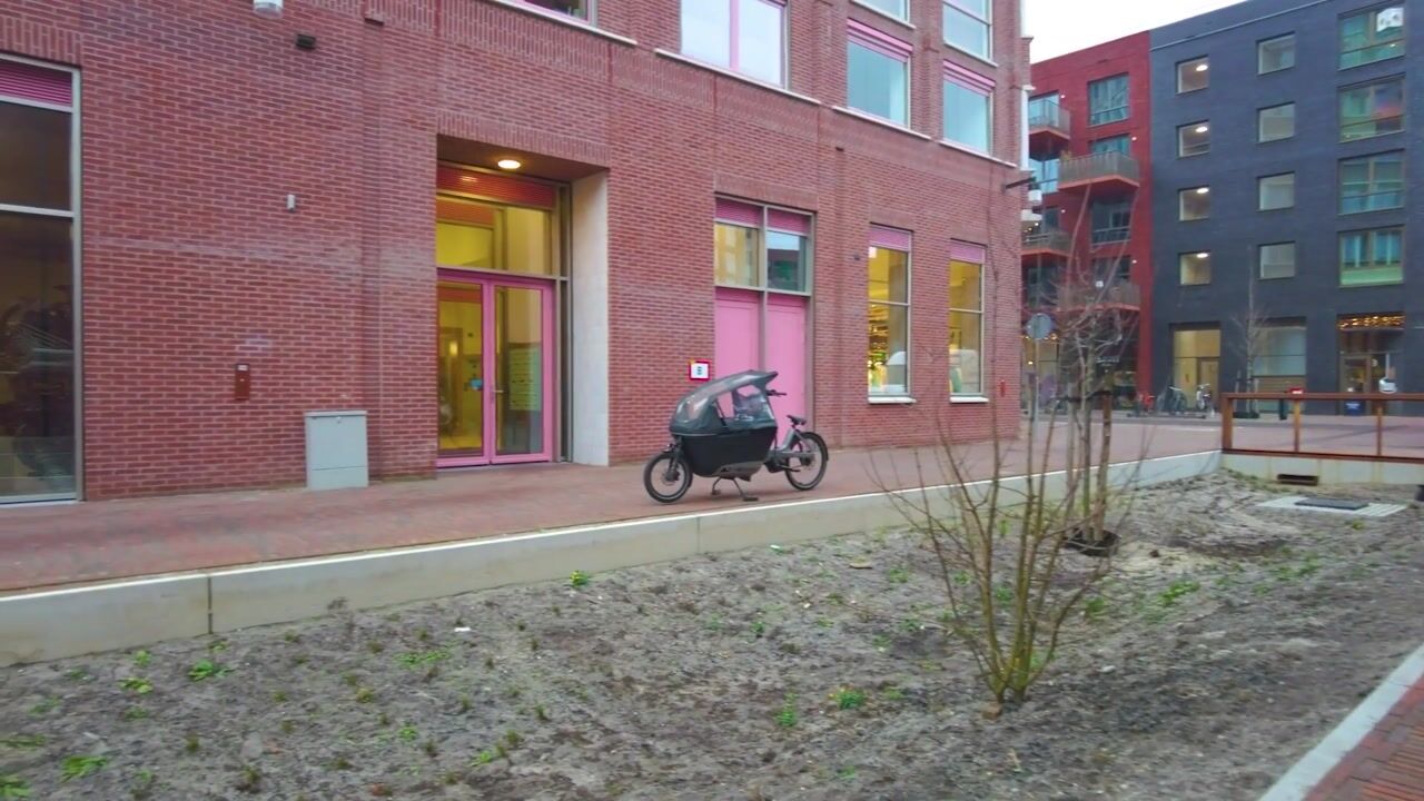 Video of Annie van Velzenhof 23