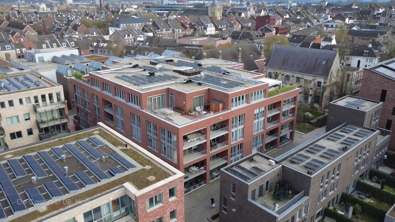 Video van De Cassij 1-D08