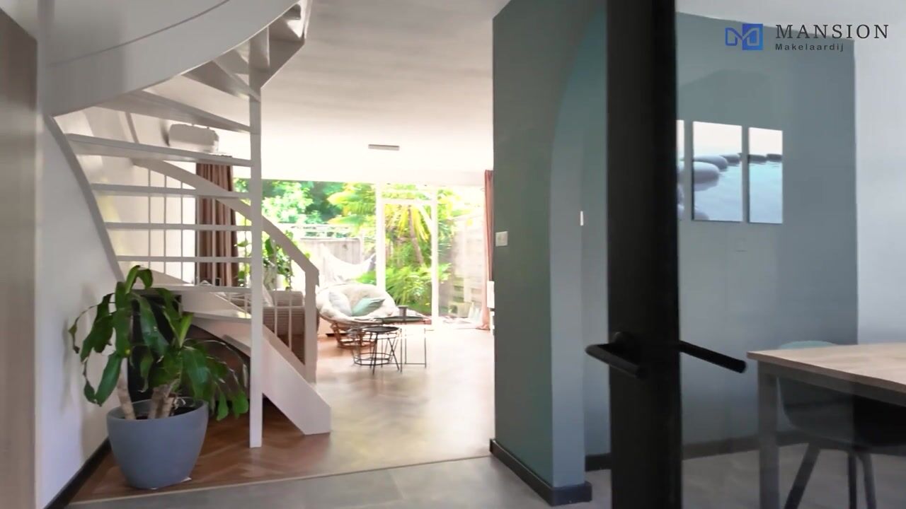 Video of Azarooldoorn 40