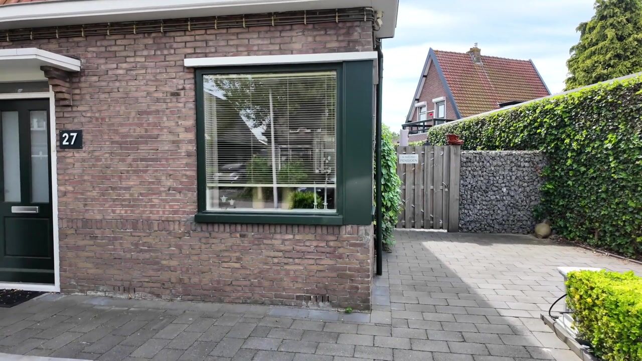 Video van Rialaan 27