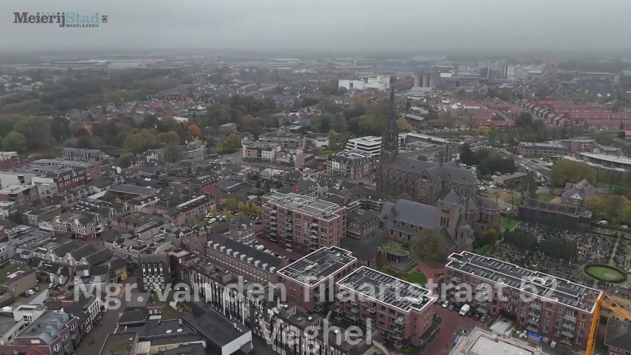 Bekijk video van Mgr vdn Tillaartstraat 52