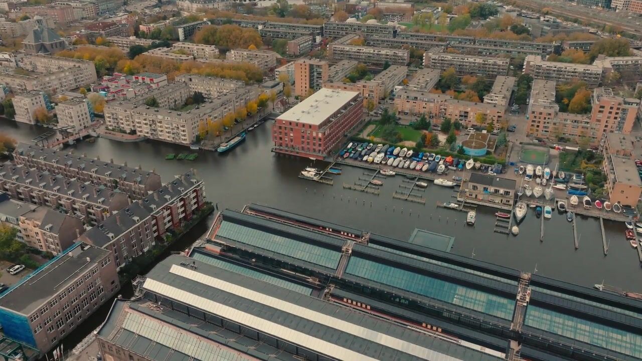 Video van Isaac Titsinghkade 98