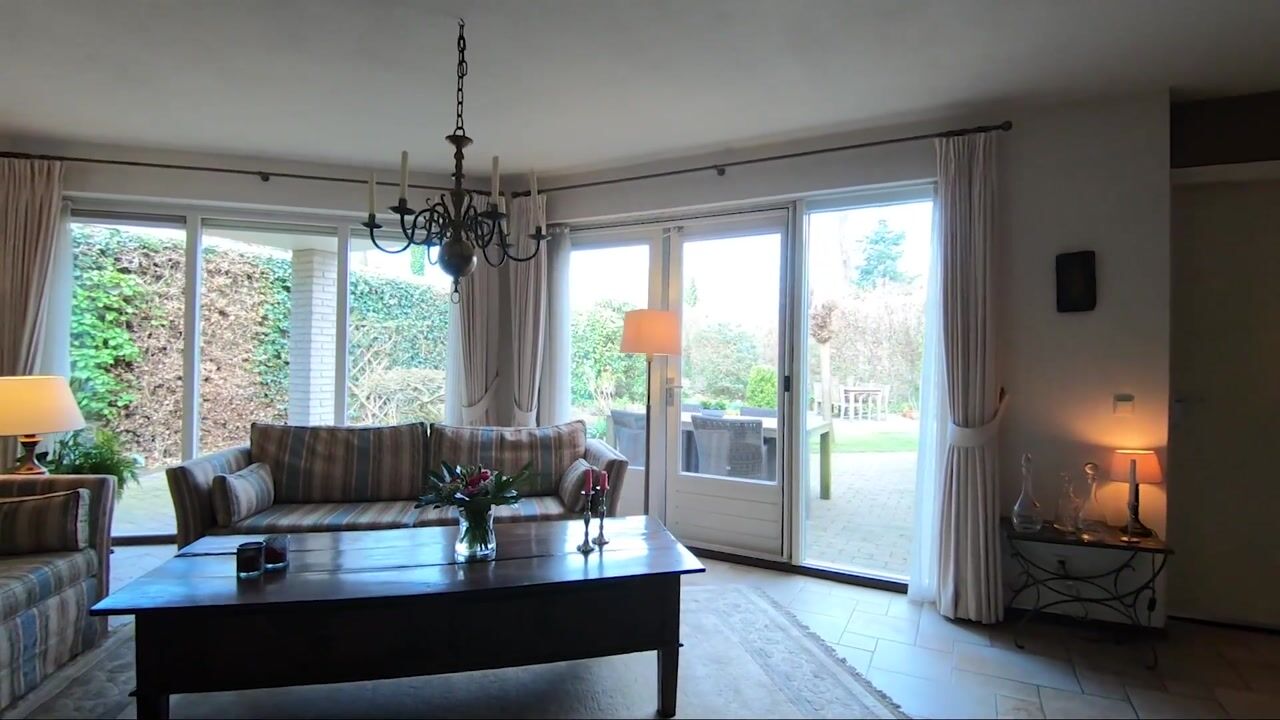 Video van Suze Robertsonlaan 27