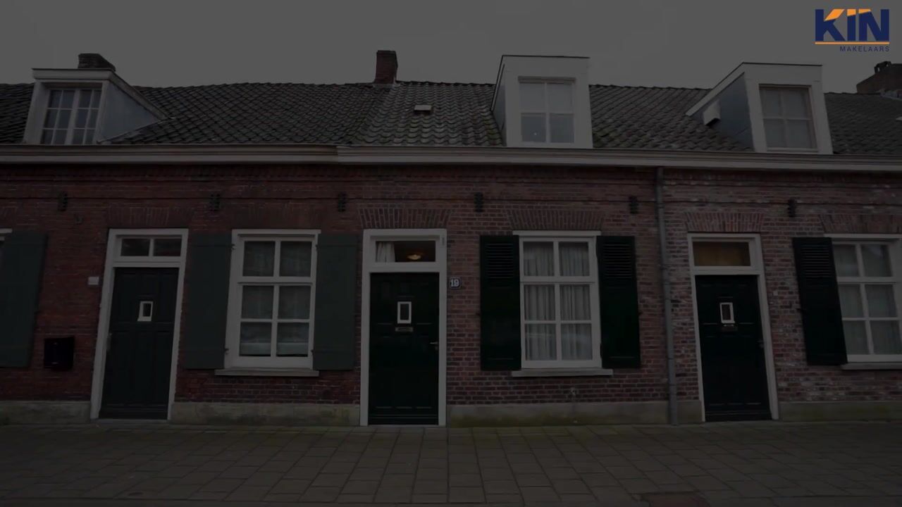 Bekijk video van Emmerikstraat 19