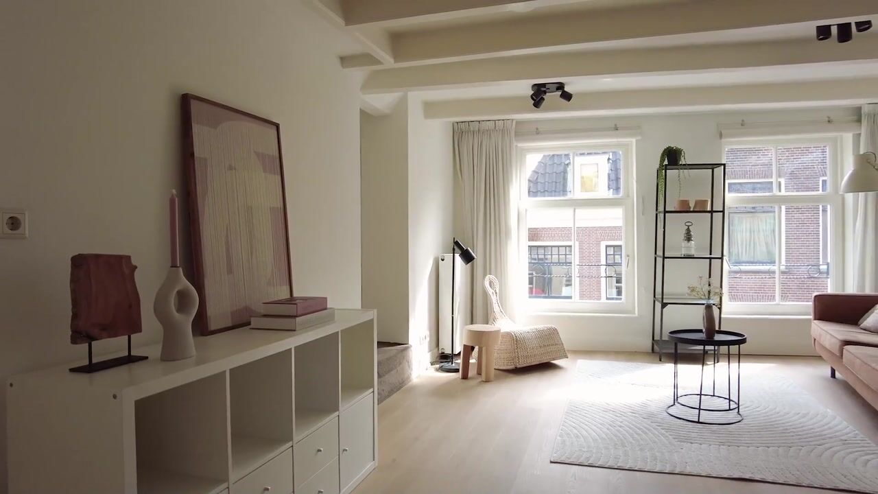 Video van Warmoesstraat 26-B