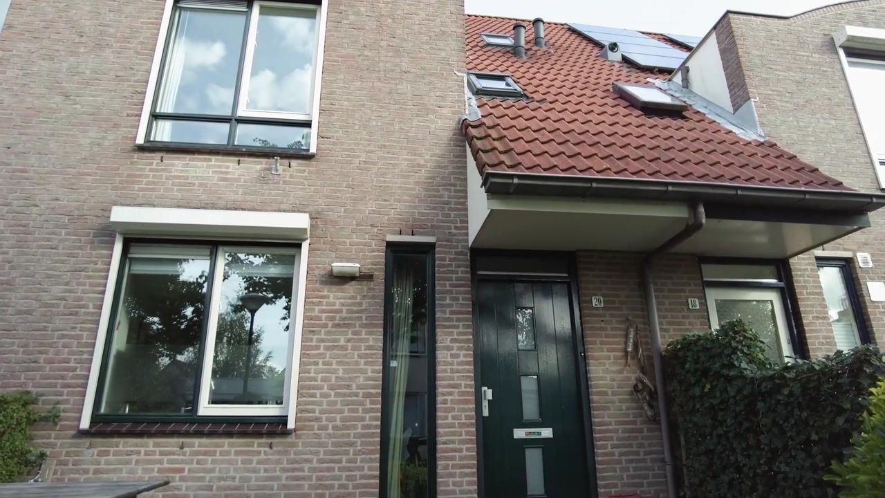 Video van Helmbloem 20