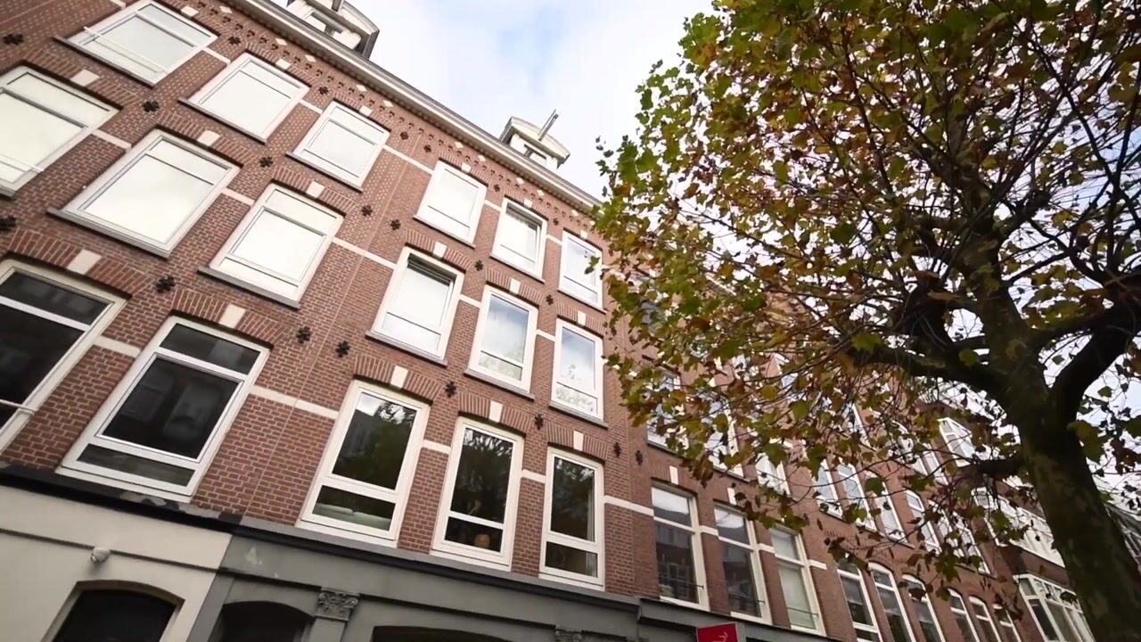 Bekijk video van Eerste Oosterparkstraat 31-1