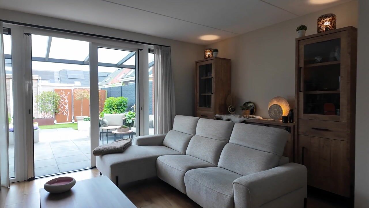 Video van Meerkade 4