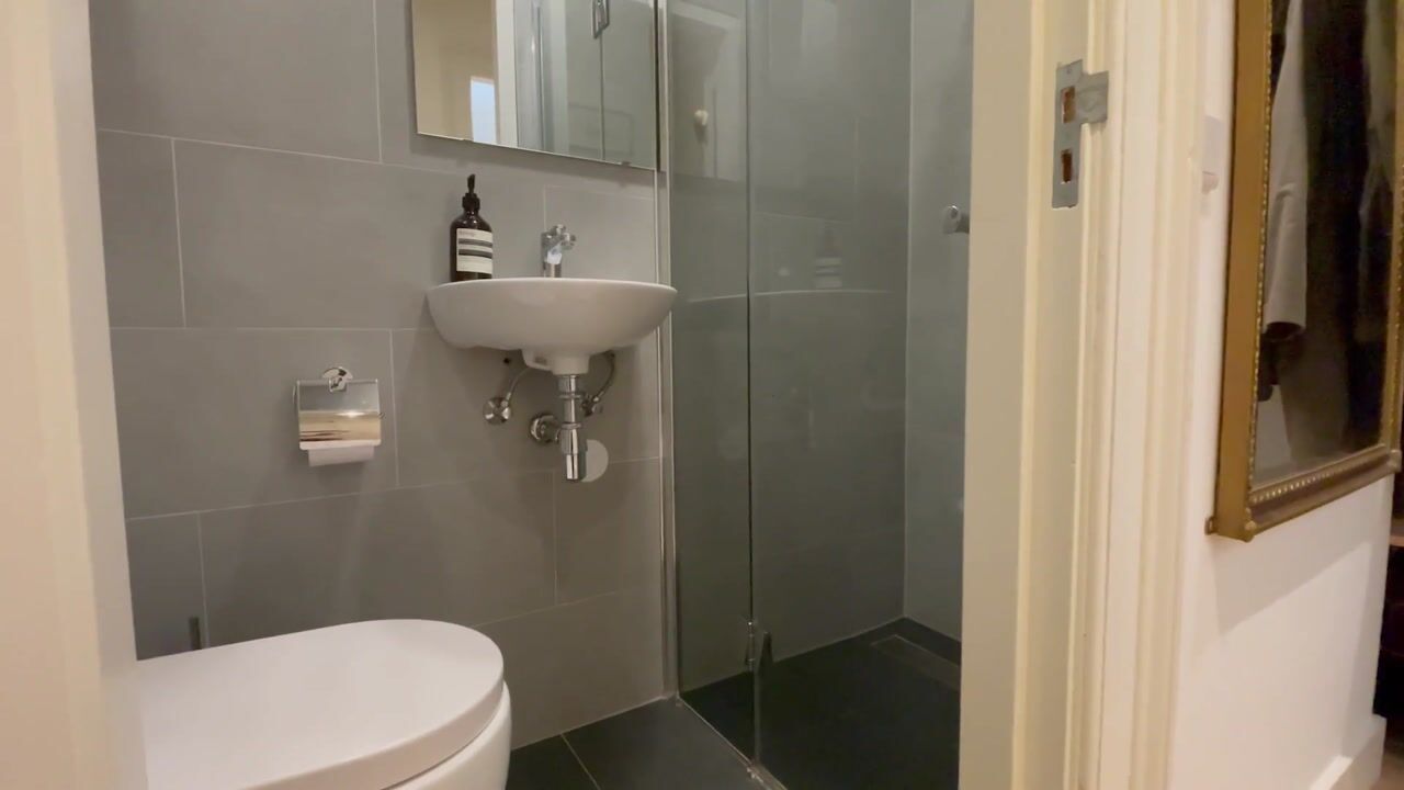 Video of Nassaukade 317-2