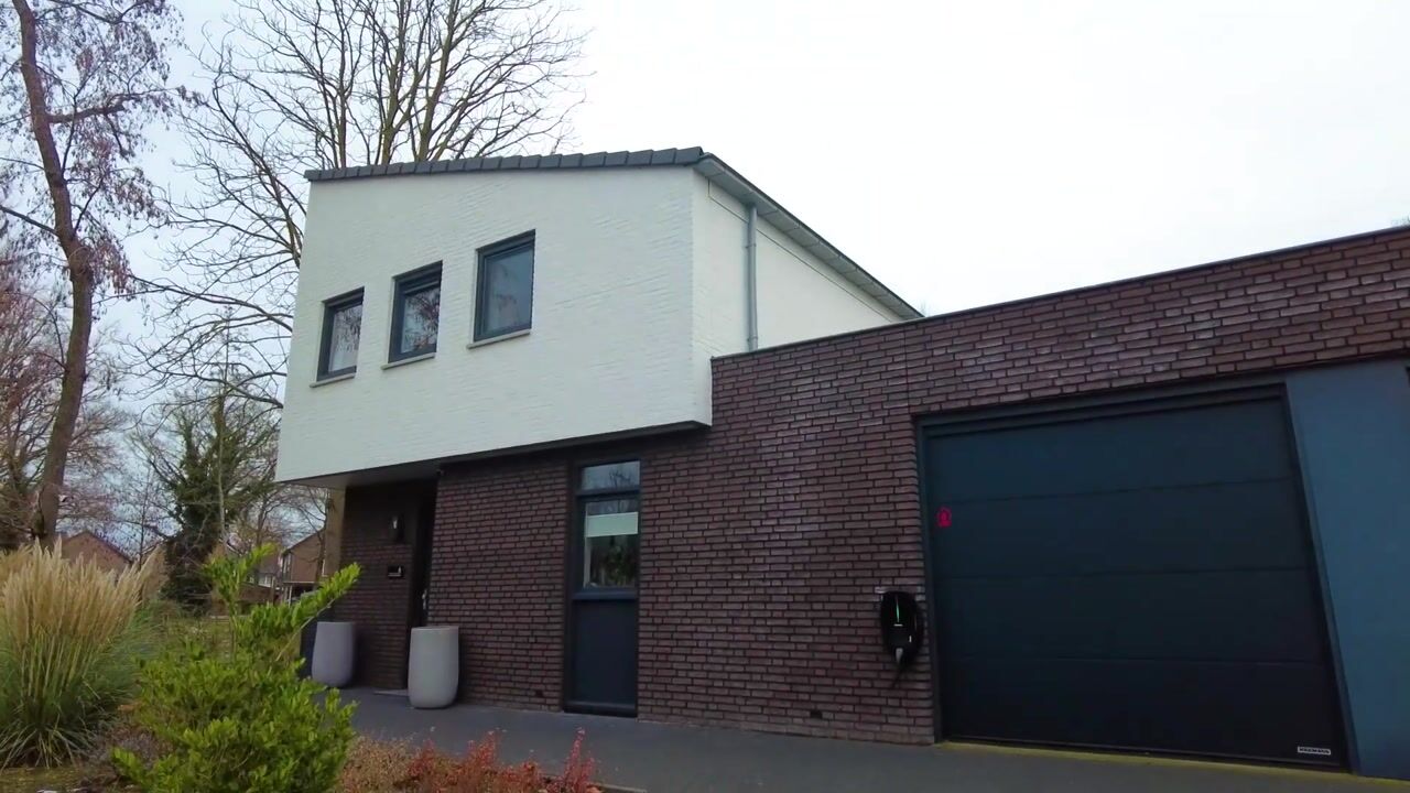 Video van Langs de Beek 6