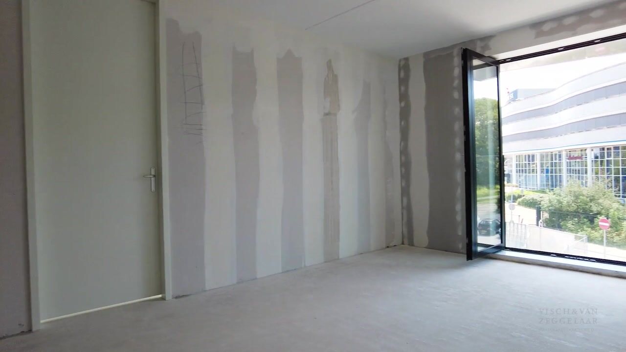 Video van Mies van der Rohestraat 15