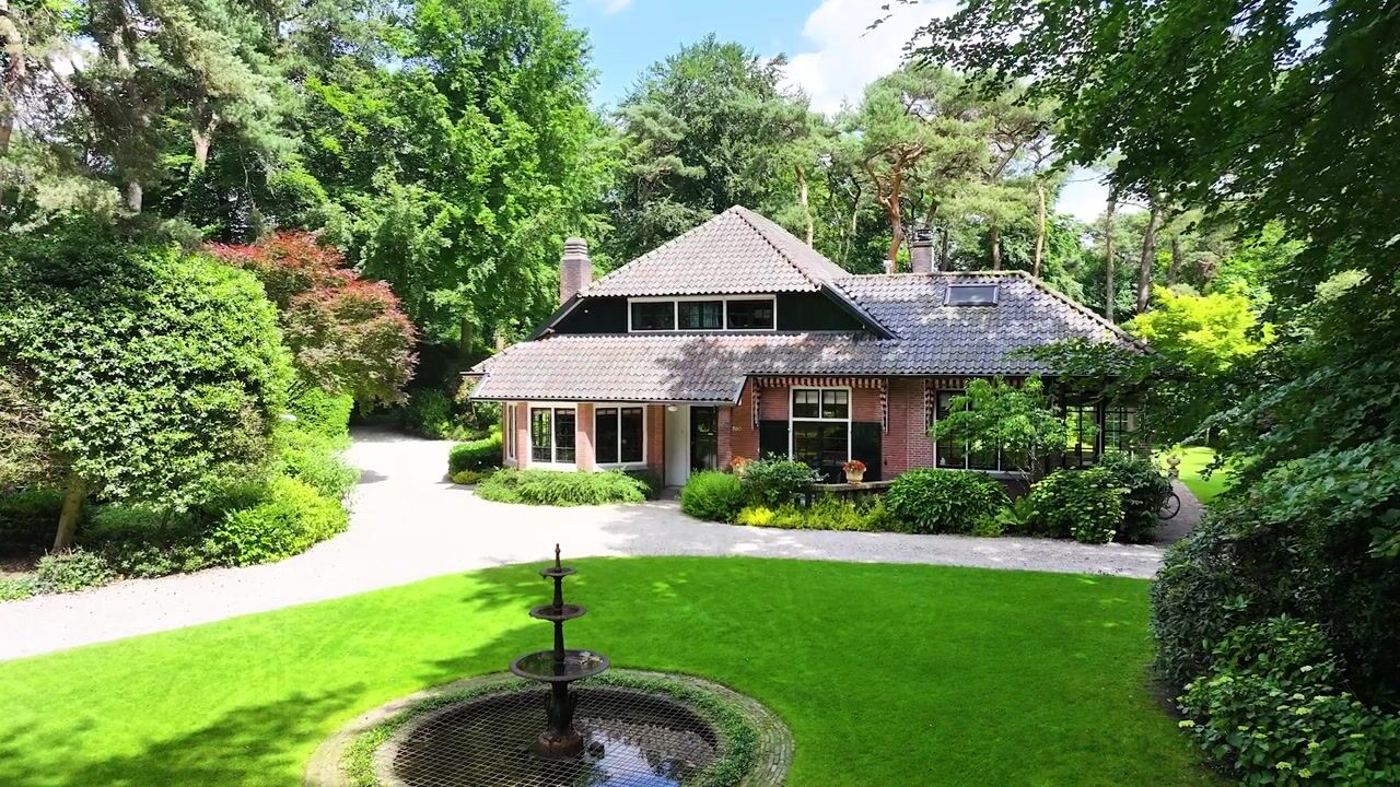 Video of Soestdijkseweg Noord 390