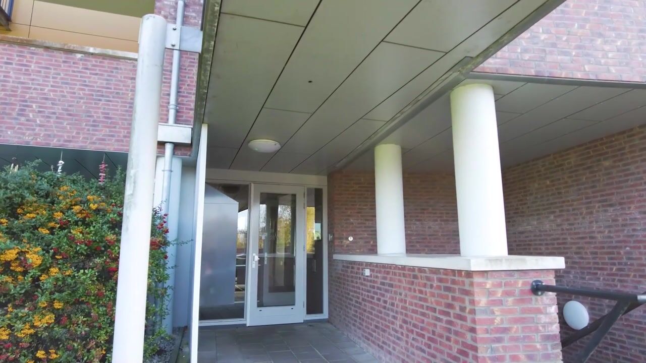 Bekijk video van Kerkstraat 111-A