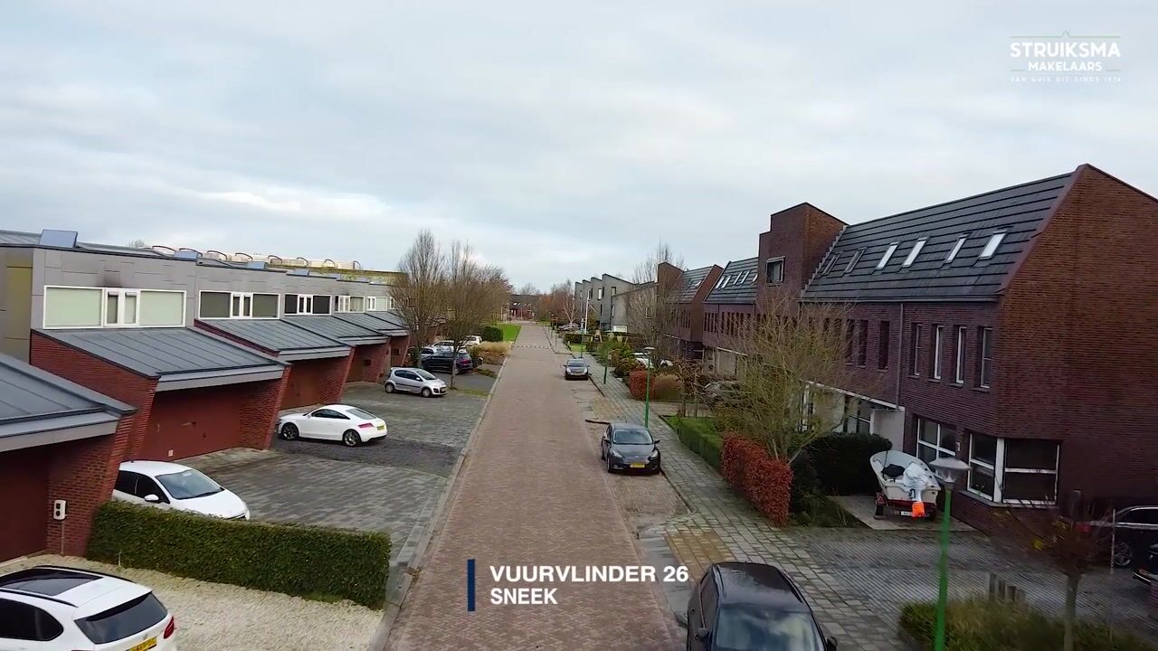 View video of Vuurvlinder 26